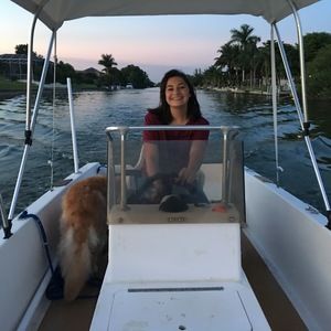 Meet your Posher, Courtney